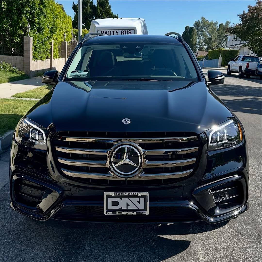Mercedes-Benz GLS front detail